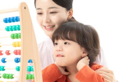重庆儿童早教哪家好？家长如何选择早教机构？