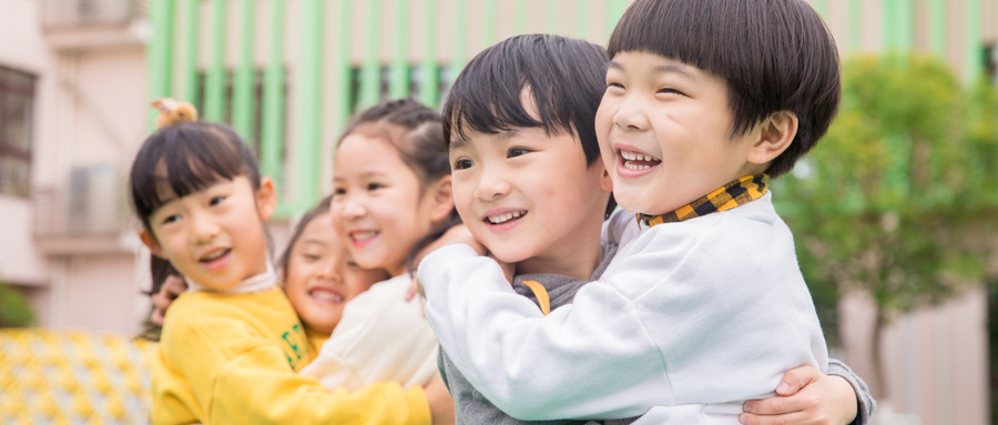 孩子和同龄人不敢说话去重庆康语儿童康复中心有用吗？