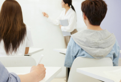 重庆高一学生必备：英语阅读速度慢？掌握这2个方法效率翻倍